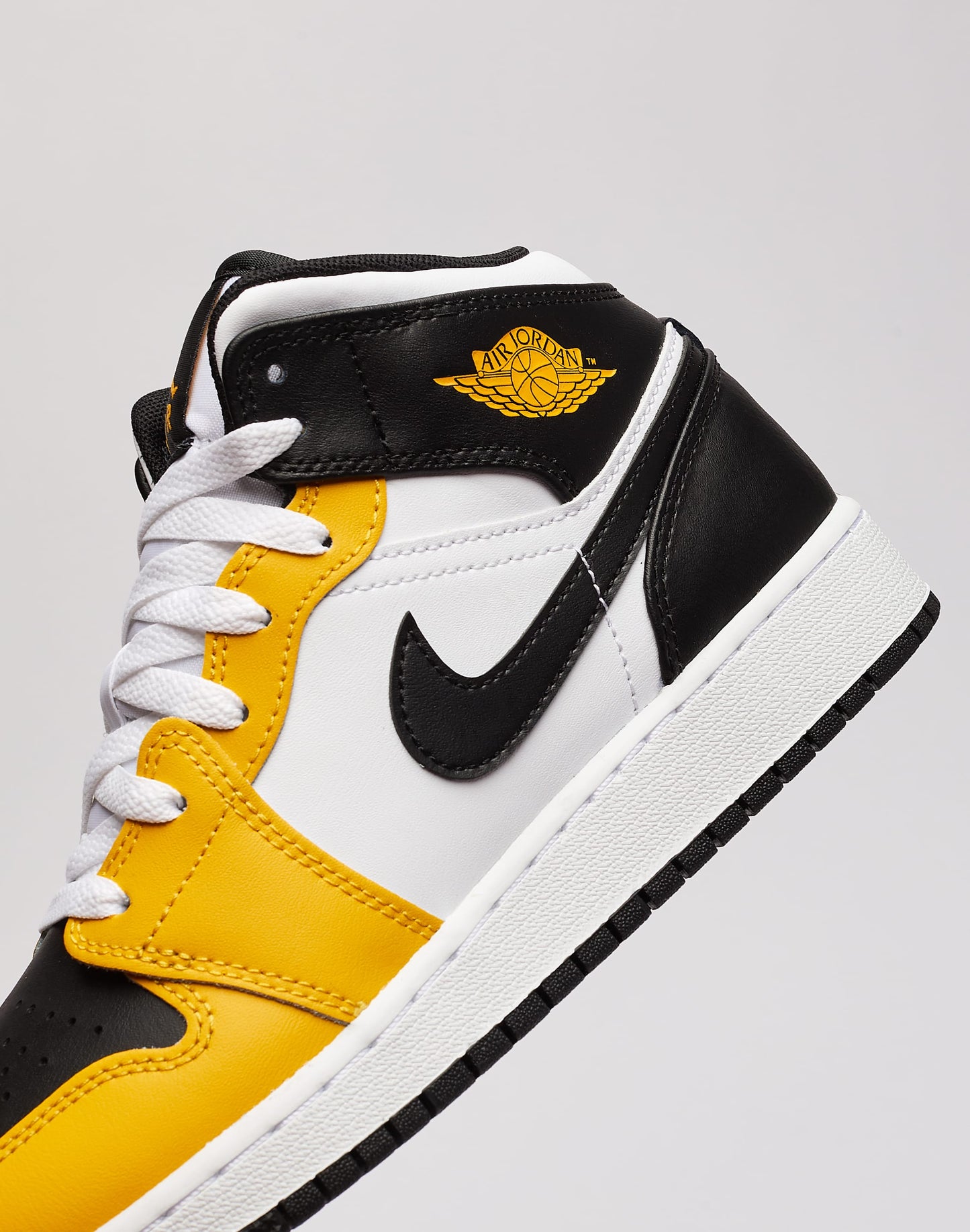 Air 1 Mid Grade-School