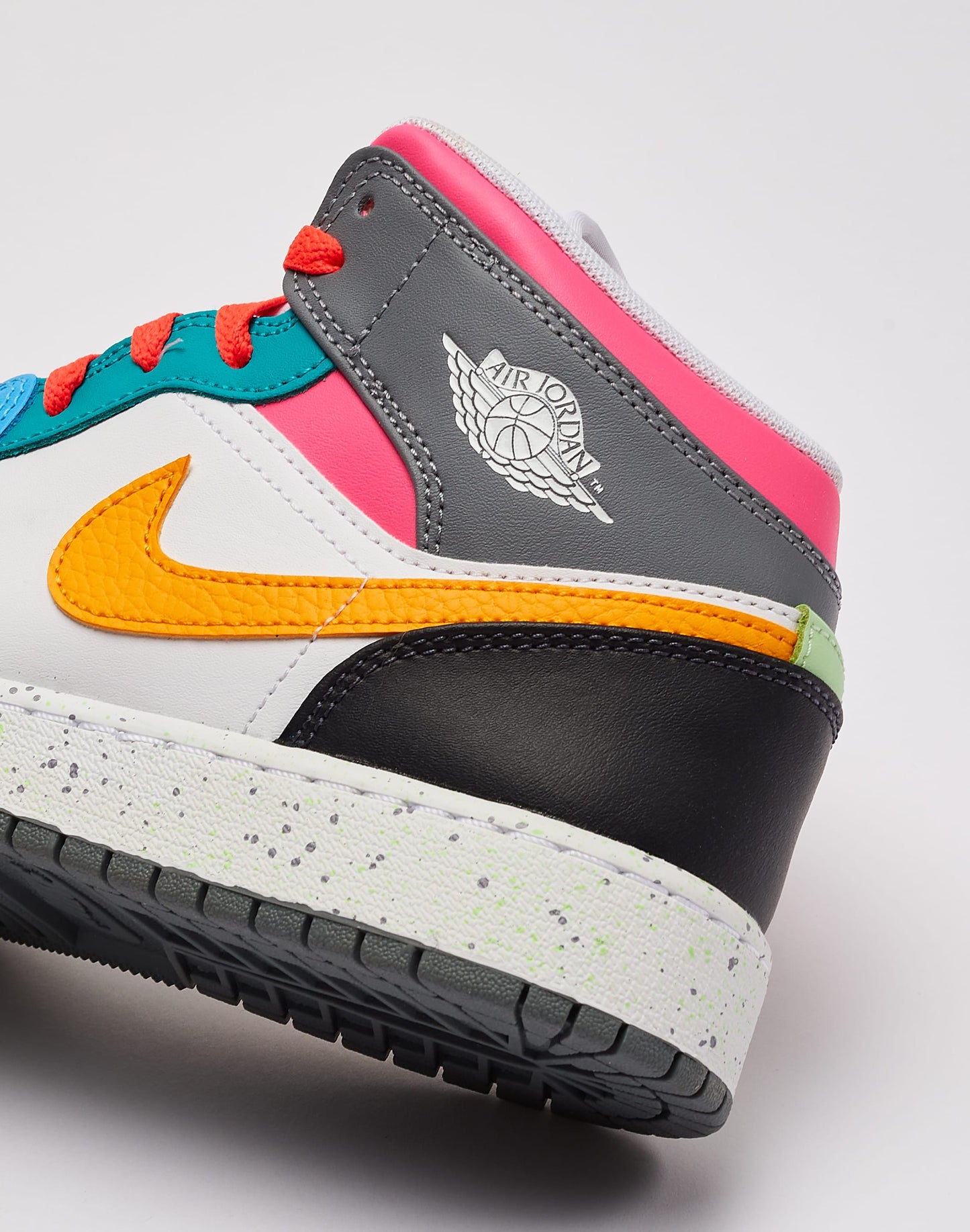 Air 1 Mid SE Grade-School