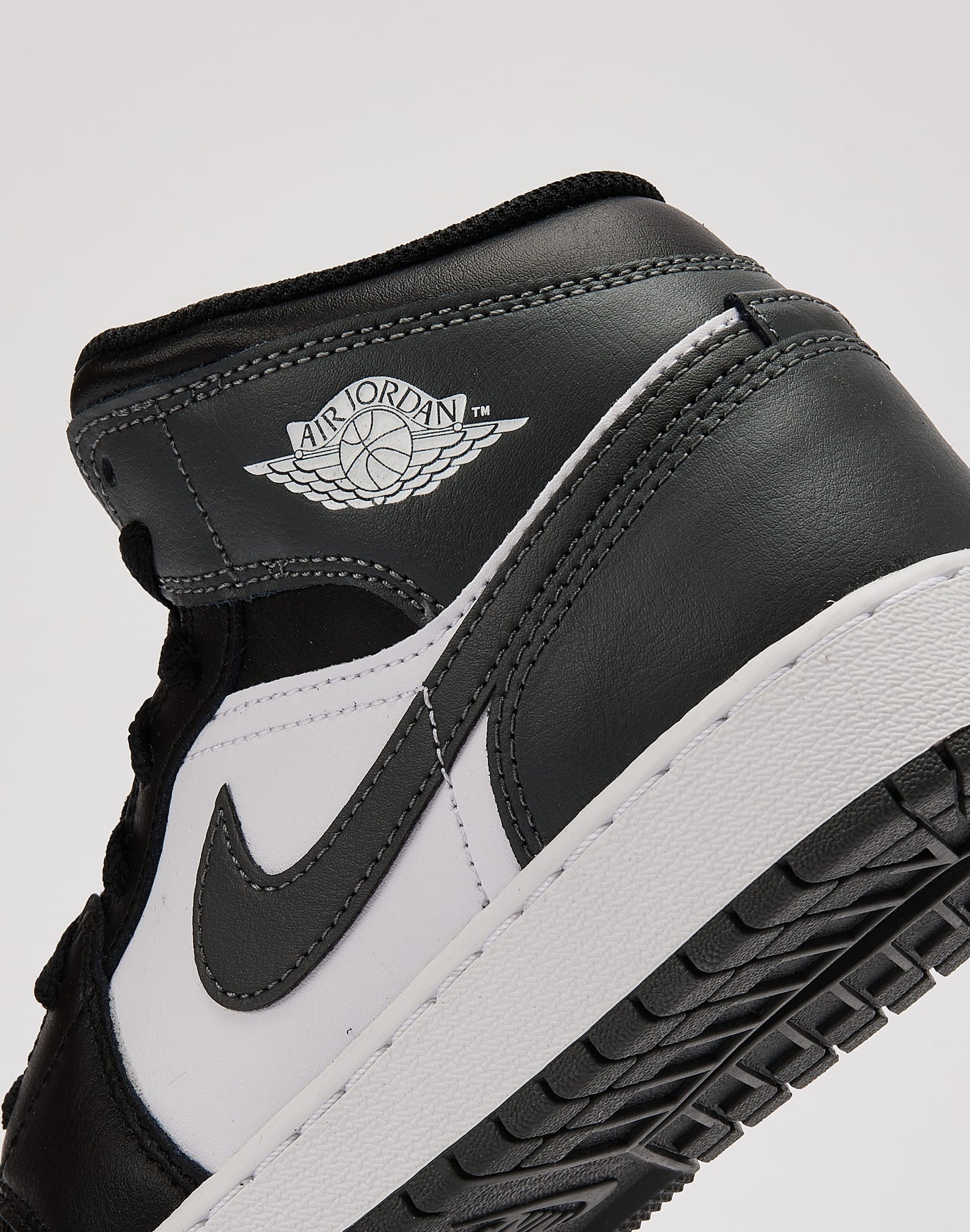 Air 1 Mid Grade-School