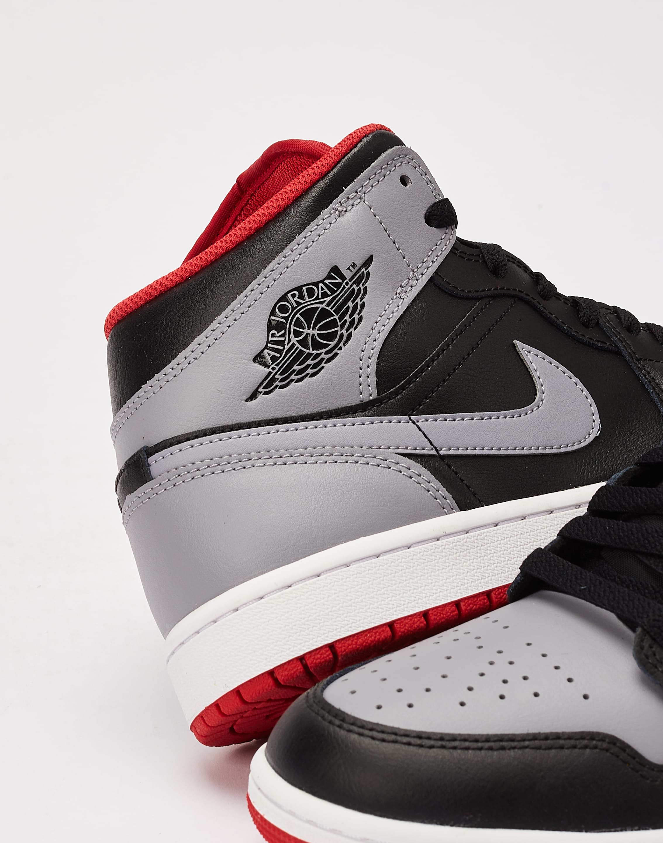 Air  1 Mid