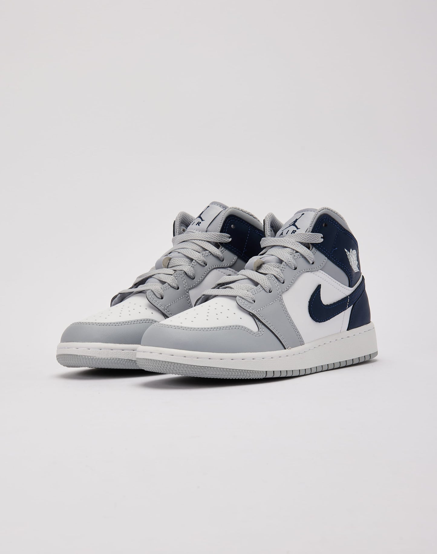 Air  1 Mid Grade-School