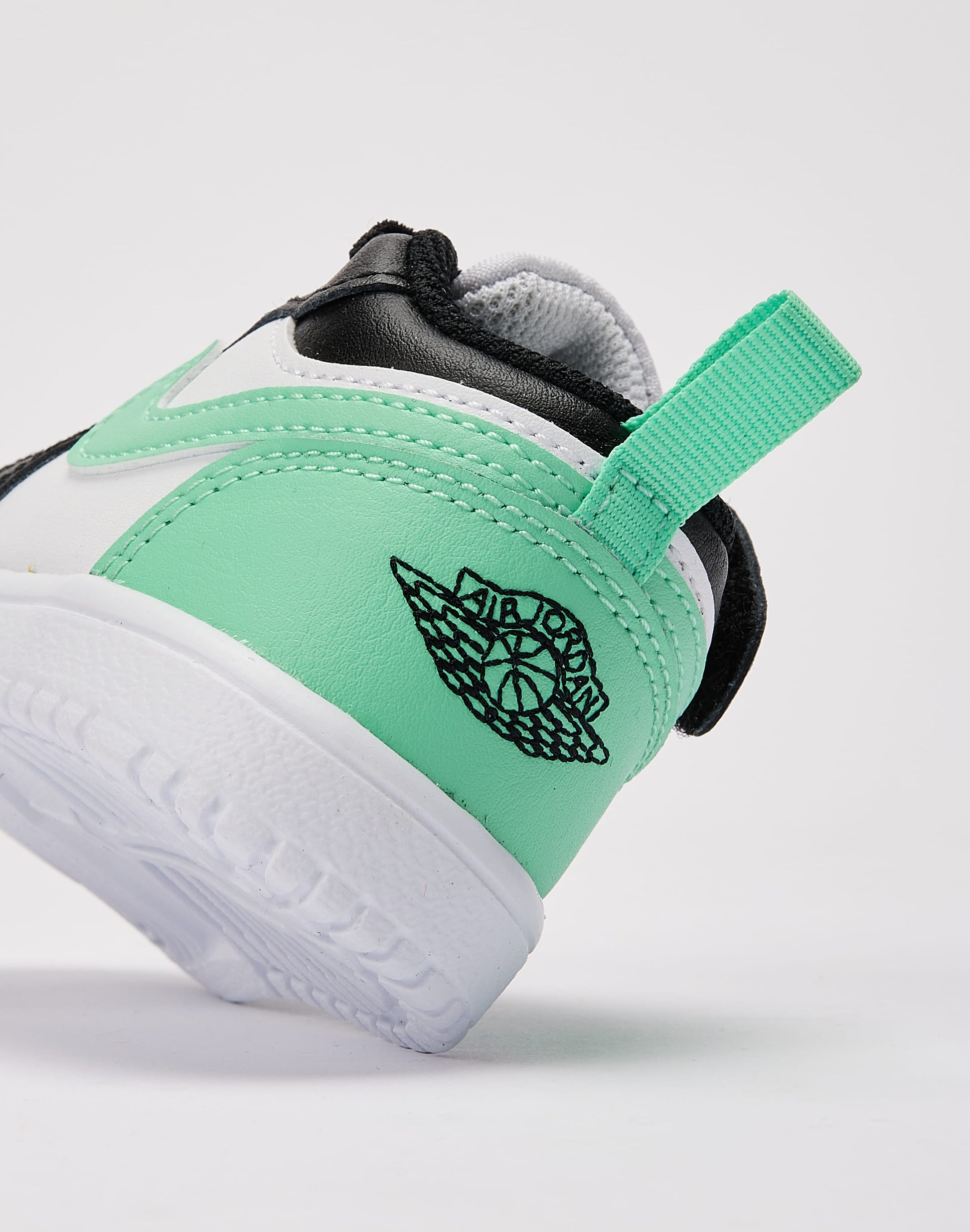 Air  1 Low Alt Toddler